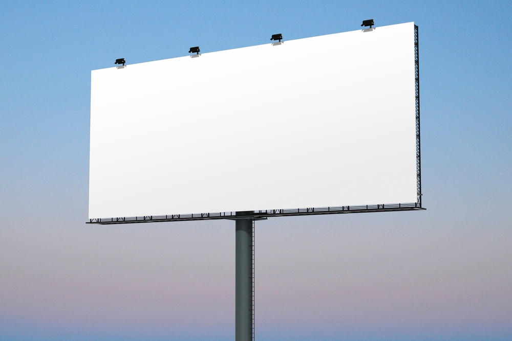 White,Billboard,Sign,,3d,Realistic,Advertisement,With,Blank,Space.,Blank