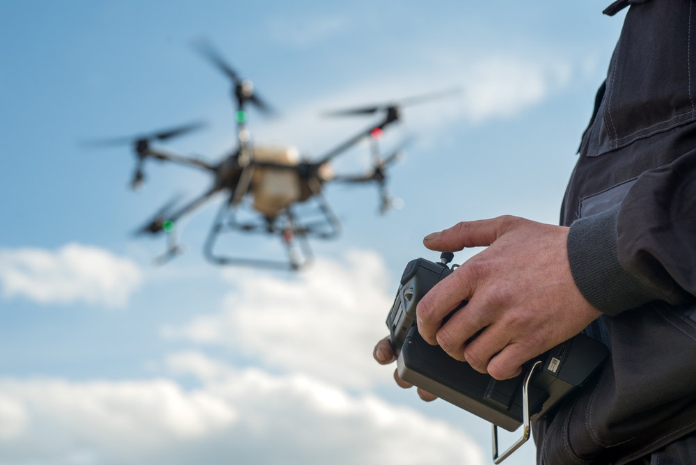 A St. Petersburg Delivery Driver Was Just Attacked by a Drunk Man With a Drone