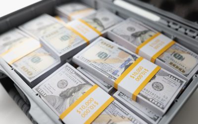 This Florida Construction Worker Found $30,000 in a Gas Station Bathroom and Returned Every Dollar of a Stranger’s Sister’s Medical Money