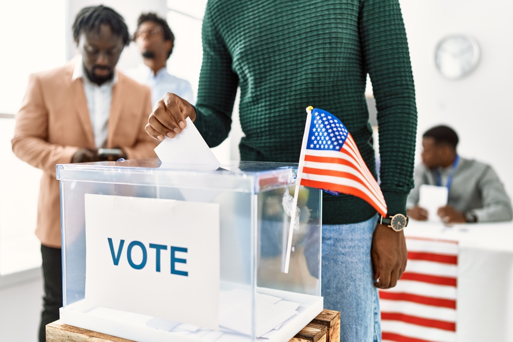 New Poll Shows Who FL-14 Voters Back When They Learn Which Republican Never Abandoned Trump