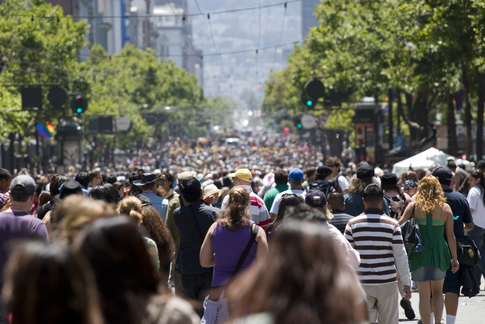 Crowd,Of,People,Walking,On,The,Street,Shallow,Depth,Of