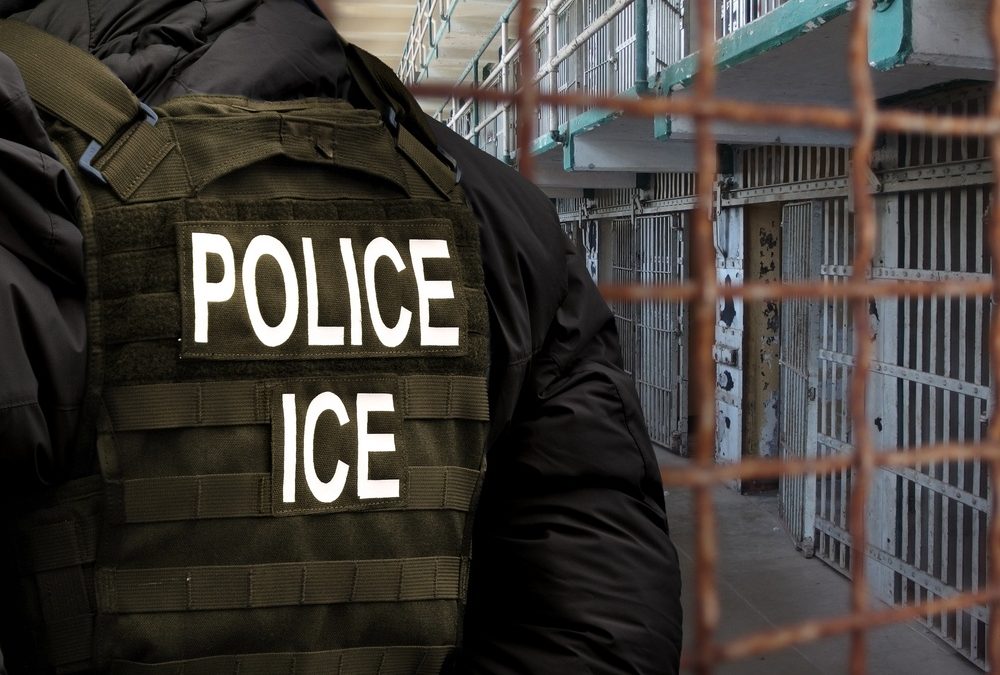 Debbie Wasserman Schultz Toured a Miami ICE Facility and ICE Responded With Three Words She Hated