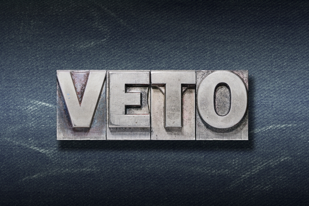 Veto,(i,Forbid),Word,Made,From,Metallic,Letterpress,On,Dark